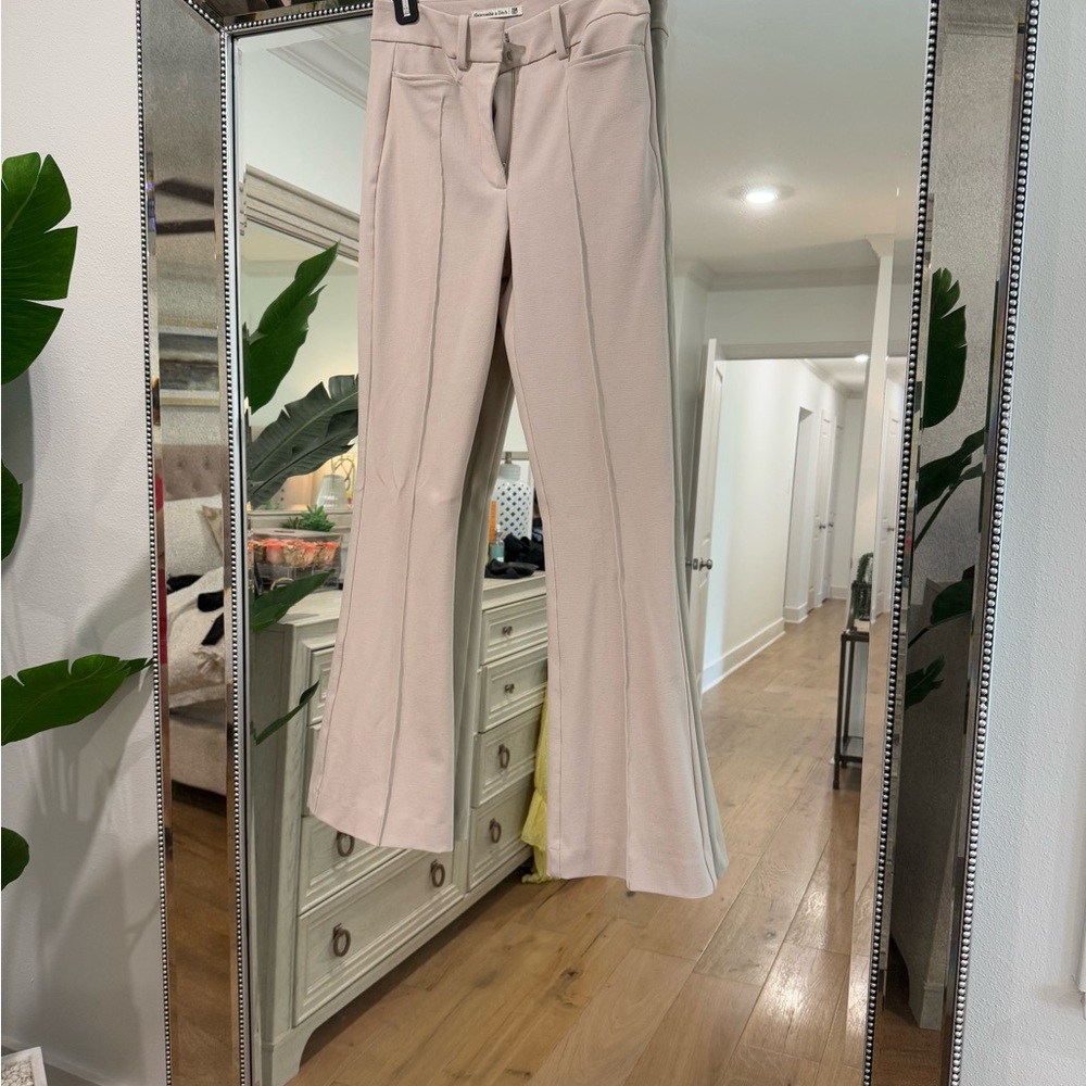 Abercrombie high rise Flared Pants